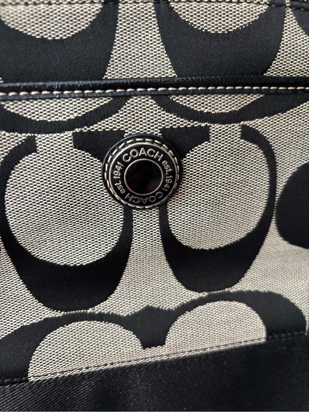 Coach Signature Monogram Canvas Crossbody Bag in Black / Gray Strap - EUC! - Picture 6 of 10